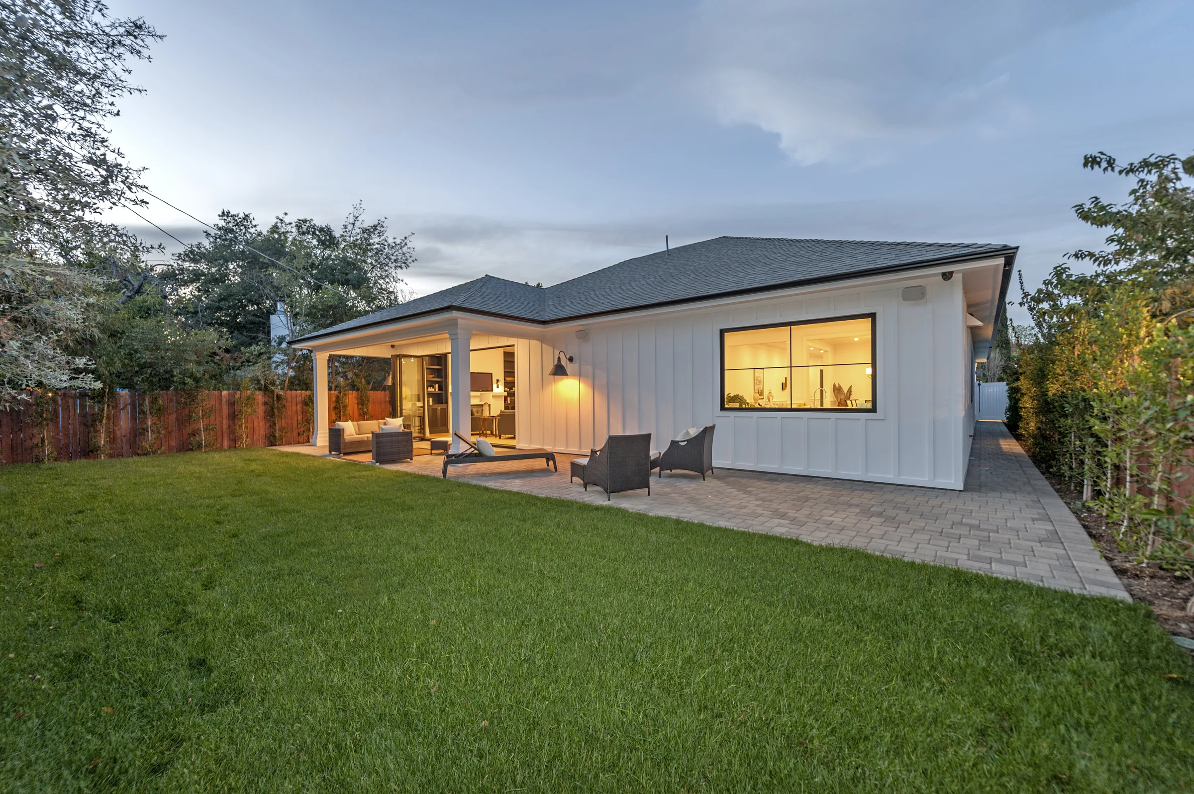11568 Kling Street · Project photograph 4