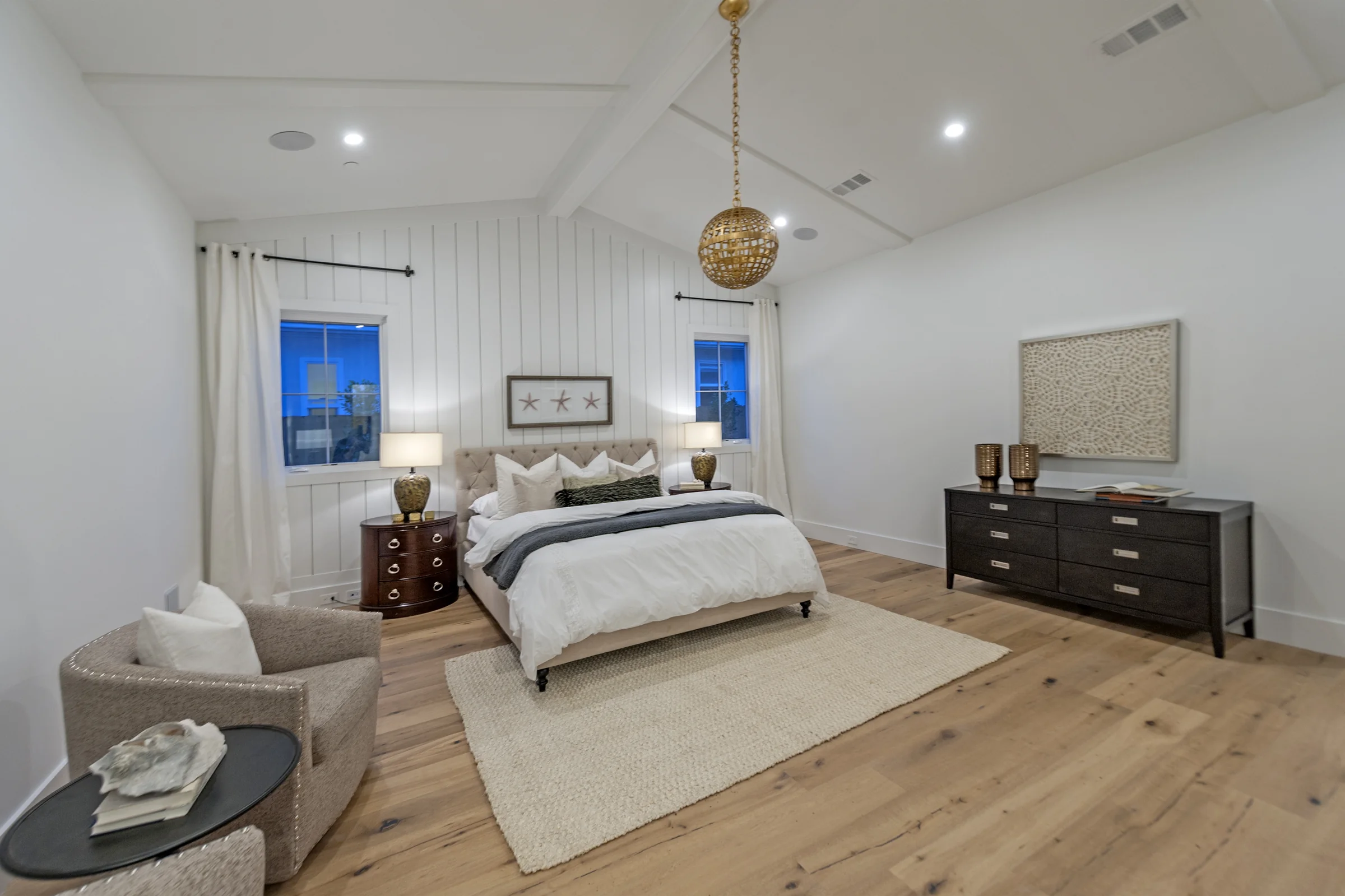 11568 Kling Street · Project photograph 15