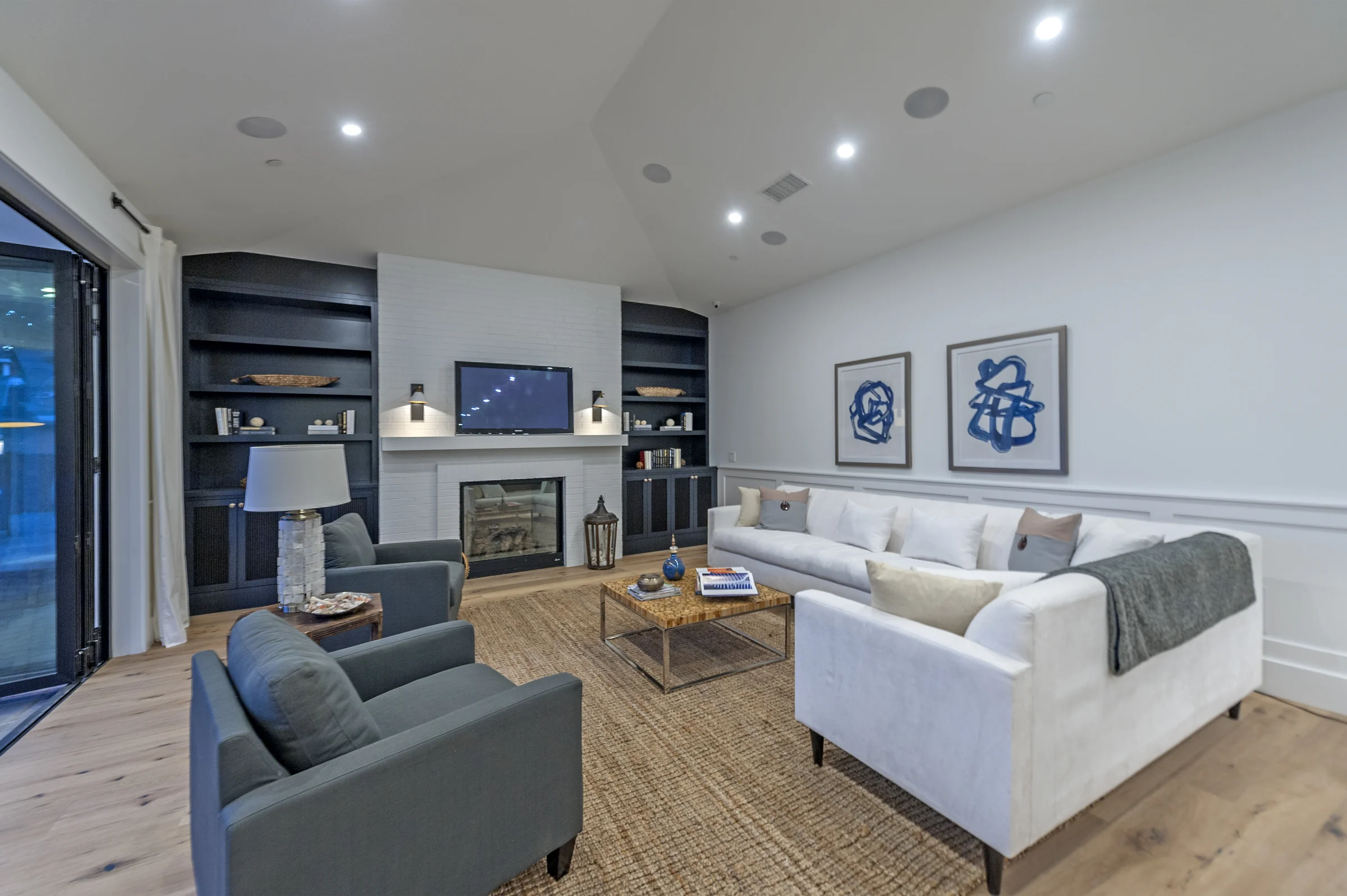 11568 Kling Street · Project photograph 17