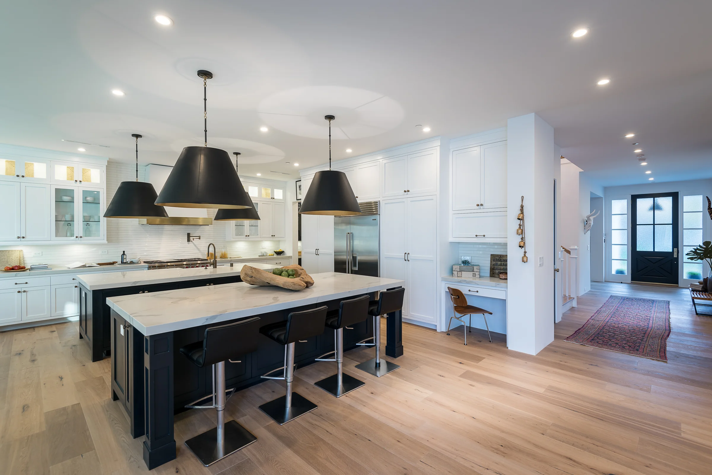 12530 Kling Street · Project photograph 20