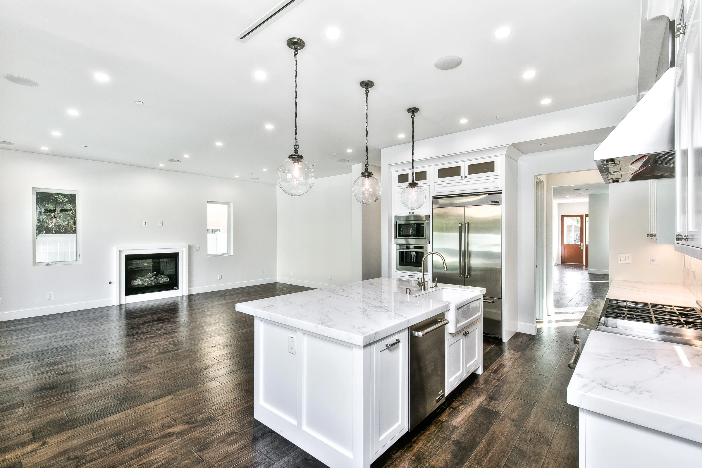 2480 Amherst Avenue · Project photograph 13