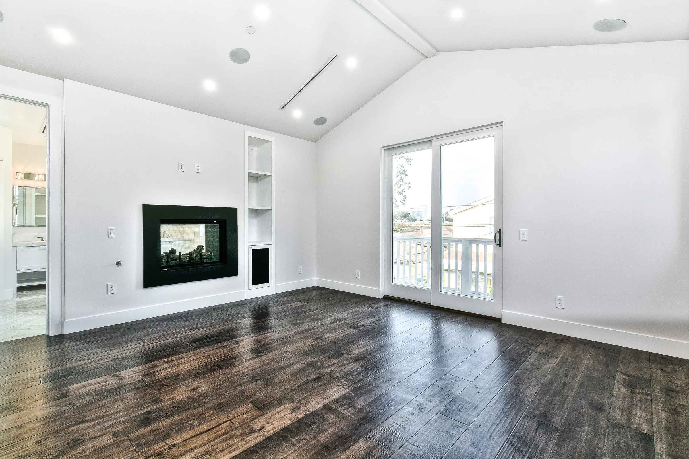 2480 Amherst Avenue · Project photograph 17