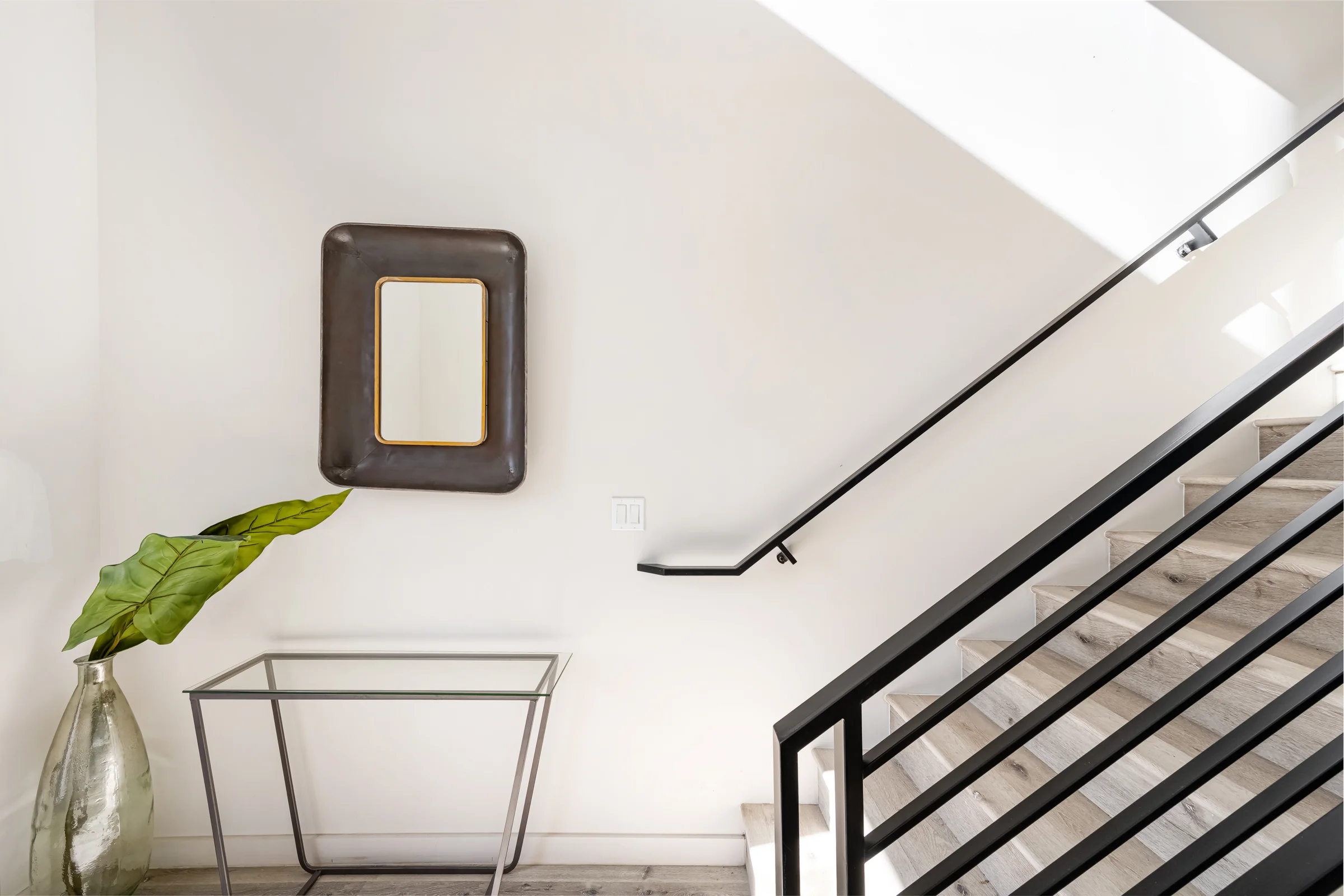 Costa Mesa · Four-home mixed-use development · Project photograph 6