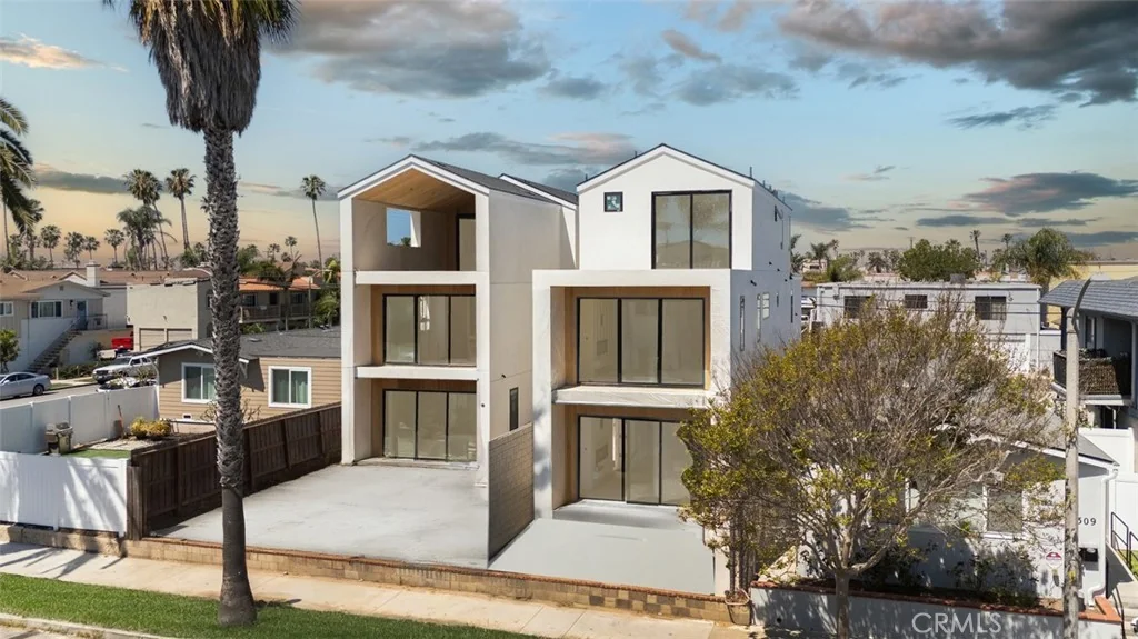305 14th Street · Front exterior — 305 14th Street