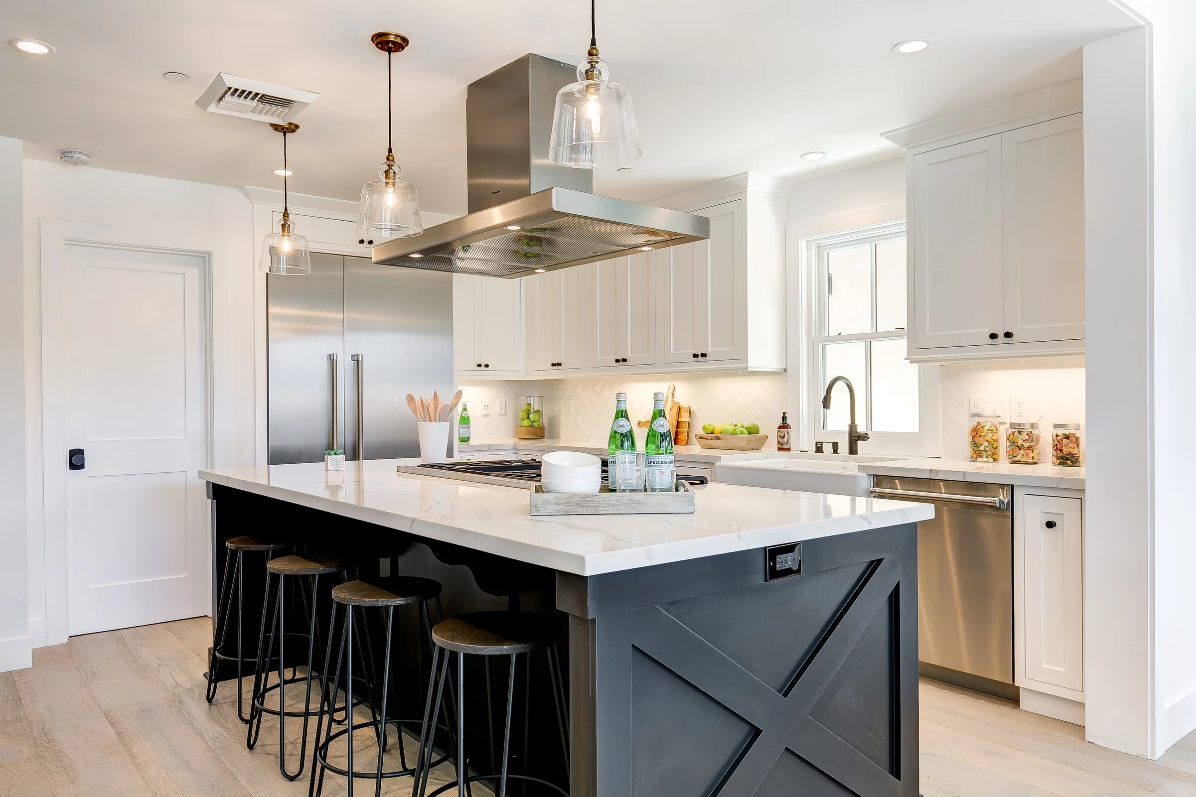 130 Balboa Boulevard — property photograph 14