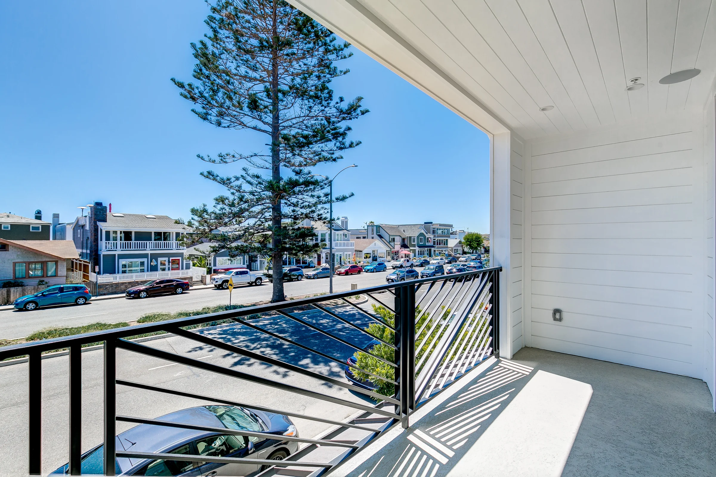130 Balboa Boulevard — property photograph 33