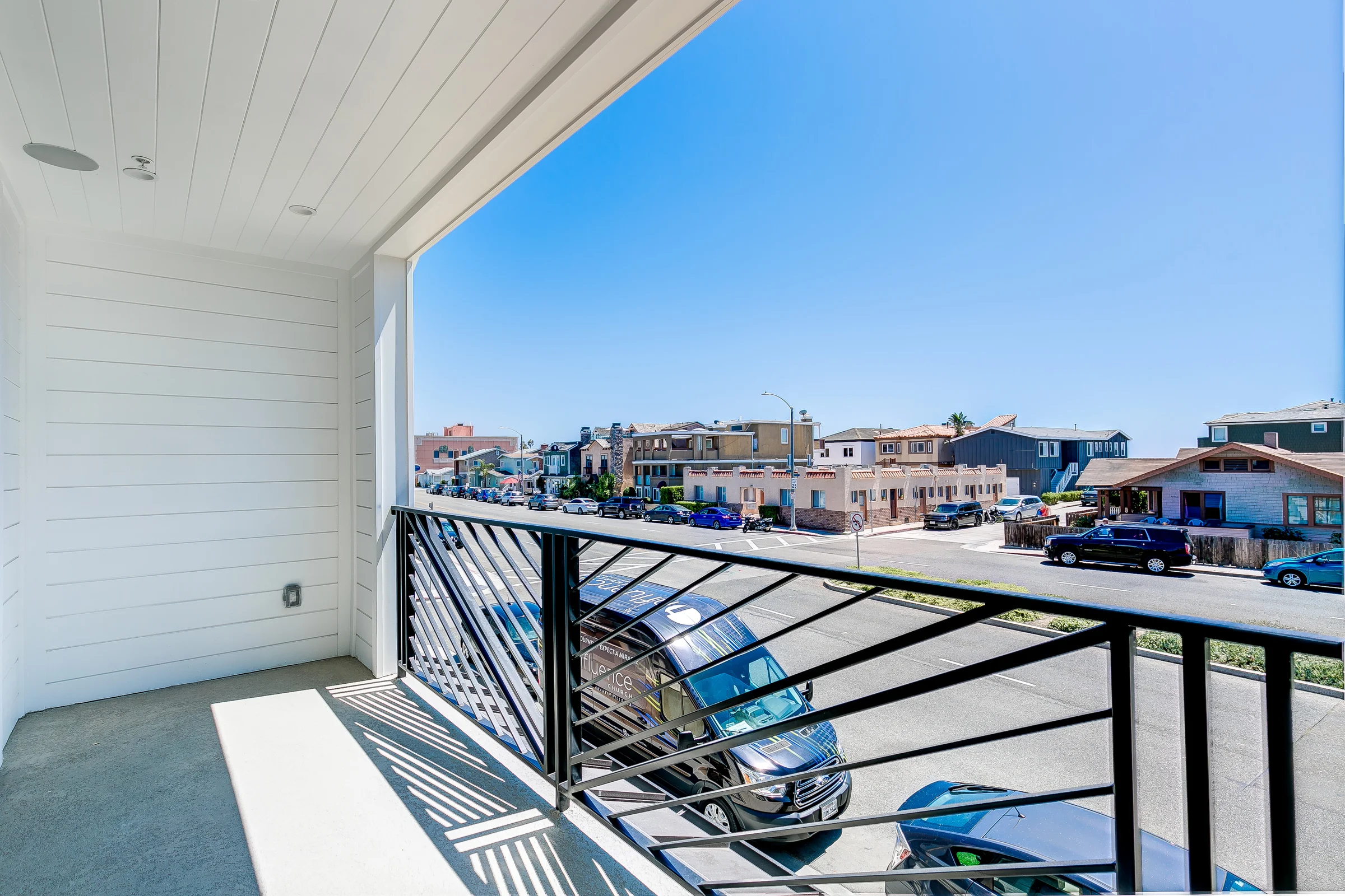 130 Balboa Boulevard — property photograph 34